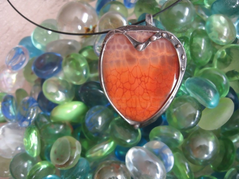 Originální srdíčko z ohnivého achátu