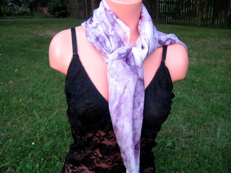 Hedvábný šátek - Ibišky v lila