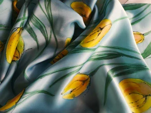Luxusní hedvábná šála - Tulipány
