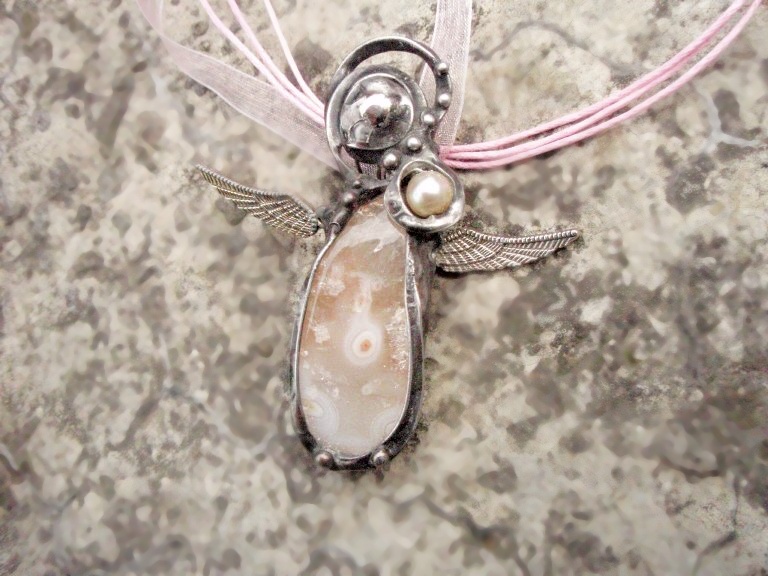 Přívěšek, bohyně ISIS