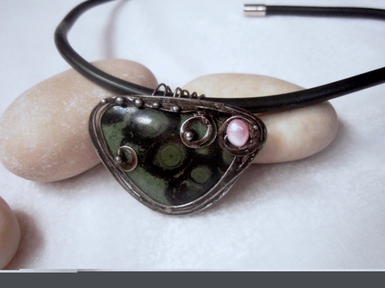 Originální šperk s jaspisem kambaba, ruční výroba