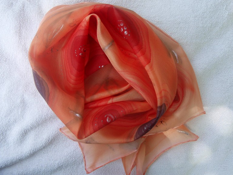 Ručně malovaný šátek, Meruňkový, květovaný