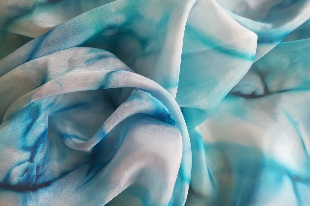 Hedvábné pareo Hladina