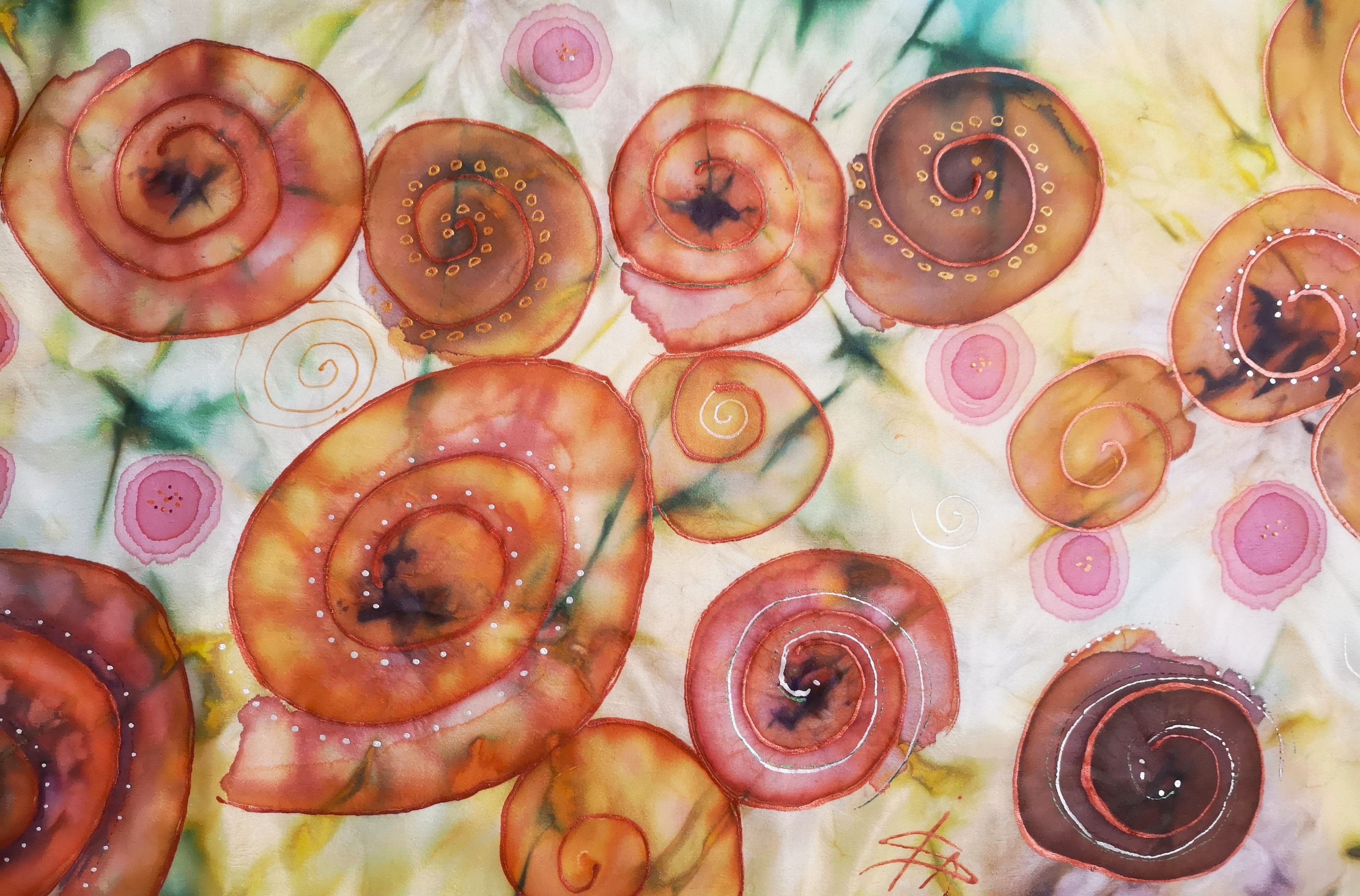 Hedvábná šála Na spirále