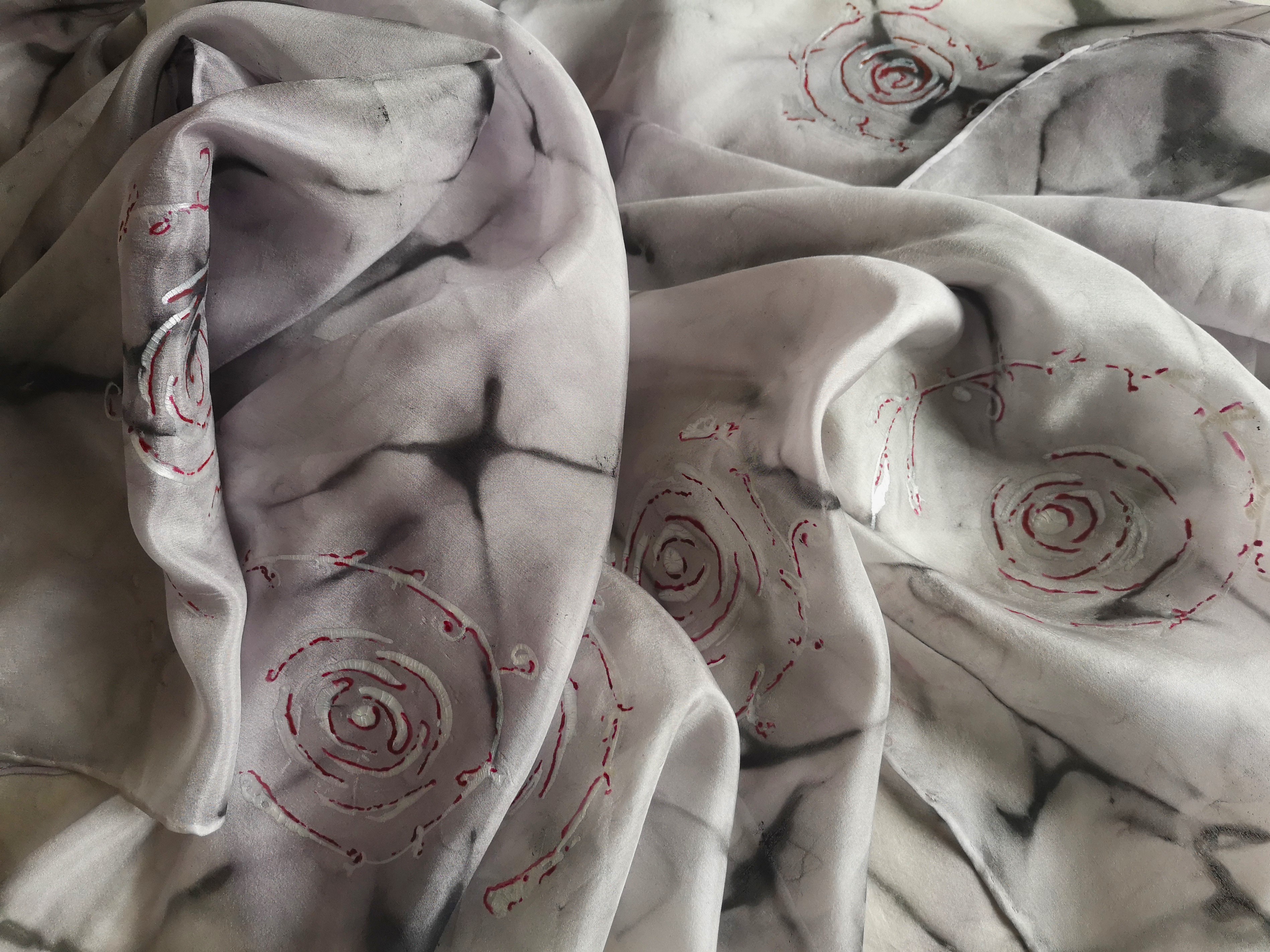 Velký hedvábný šátek pareo - Decentní