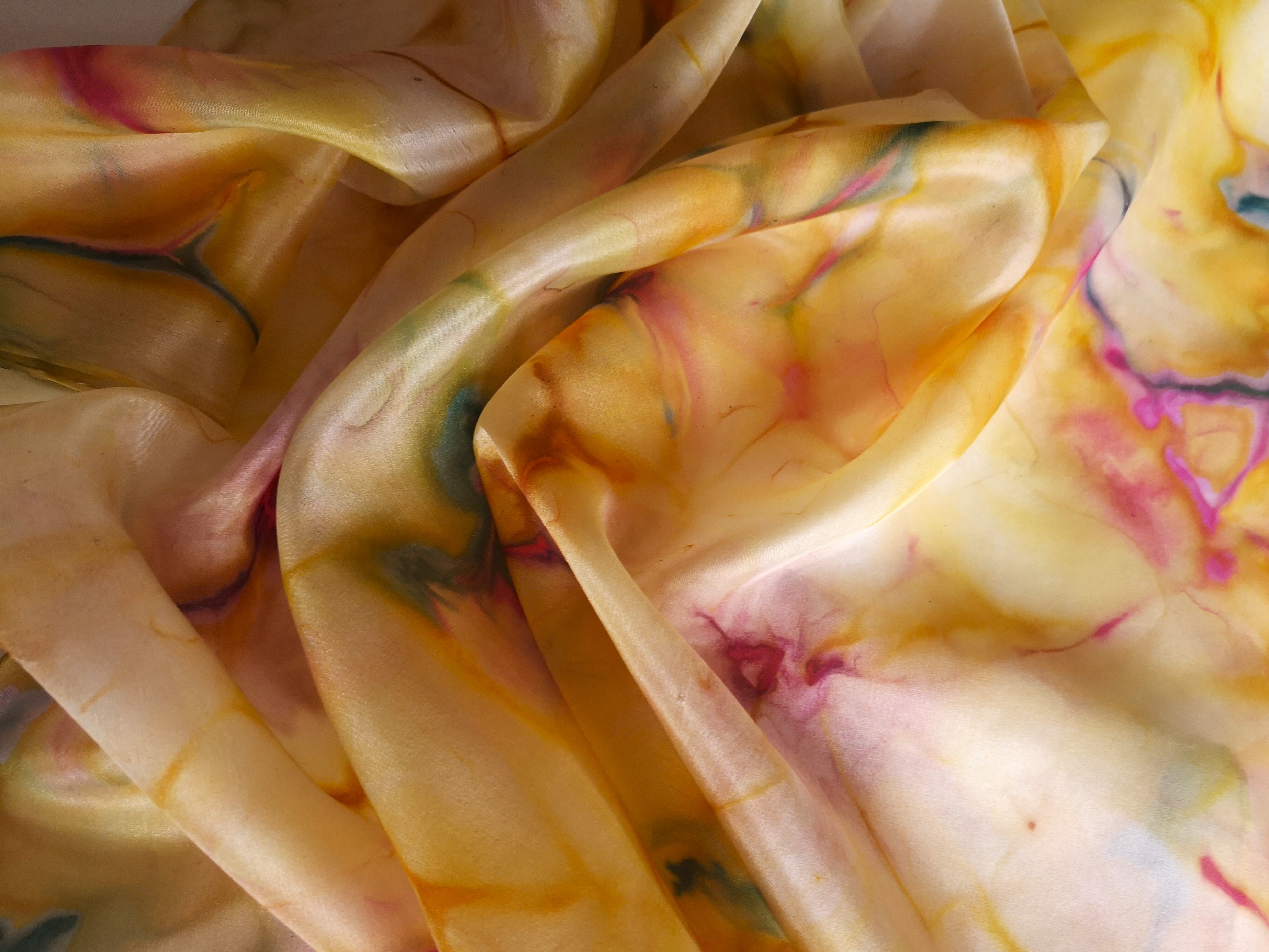 Hedvábný šátek - Slunečná 