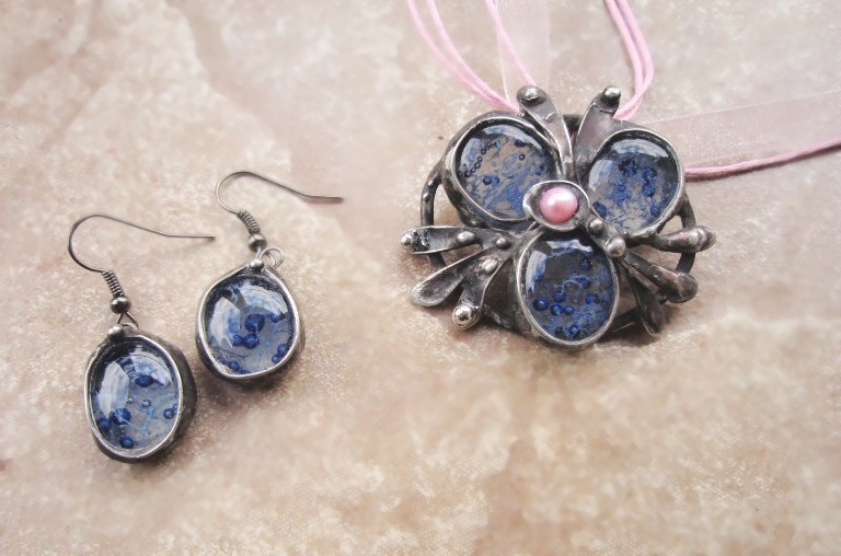 Cínovaný šperk, Souprava pro jezerní princeznu