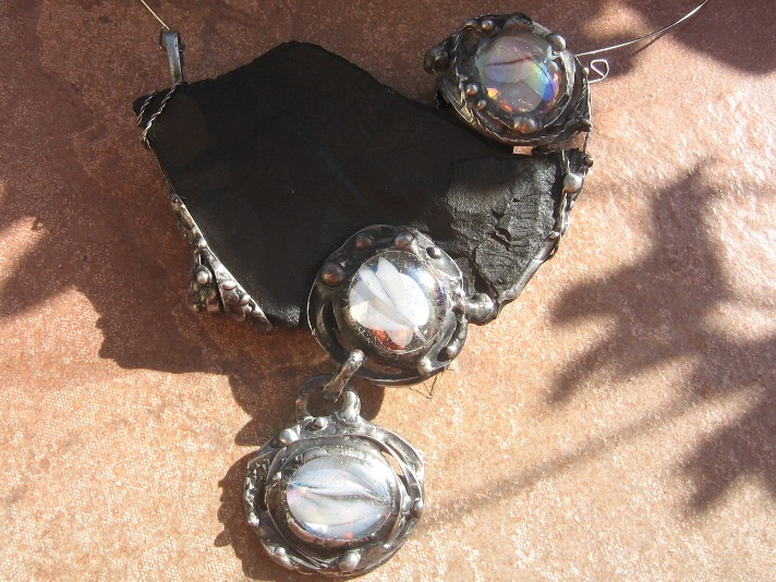 Originální náhrdelník, šperk z haldy Emy