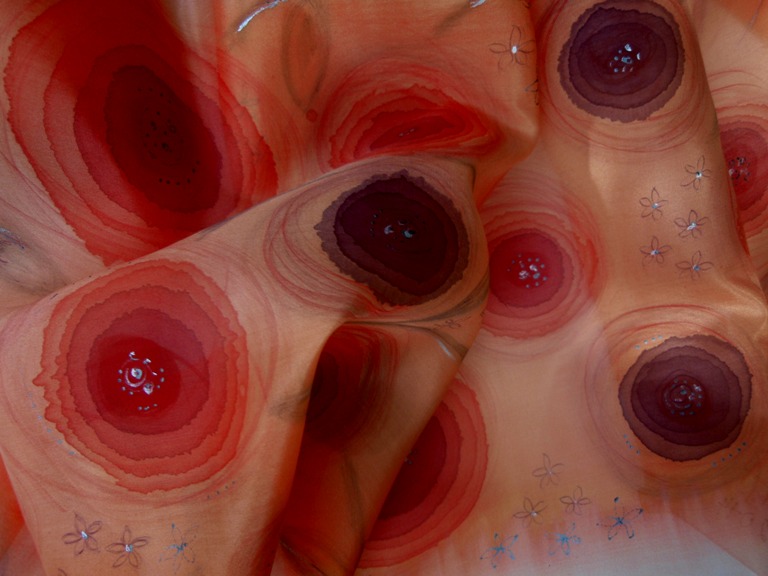 Ručně malovaný šátek, Meruňkový, květovaný