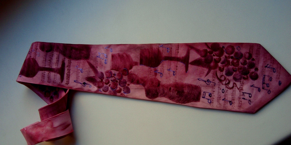 Originální kravata s motivem Víno, ženy, zpěv