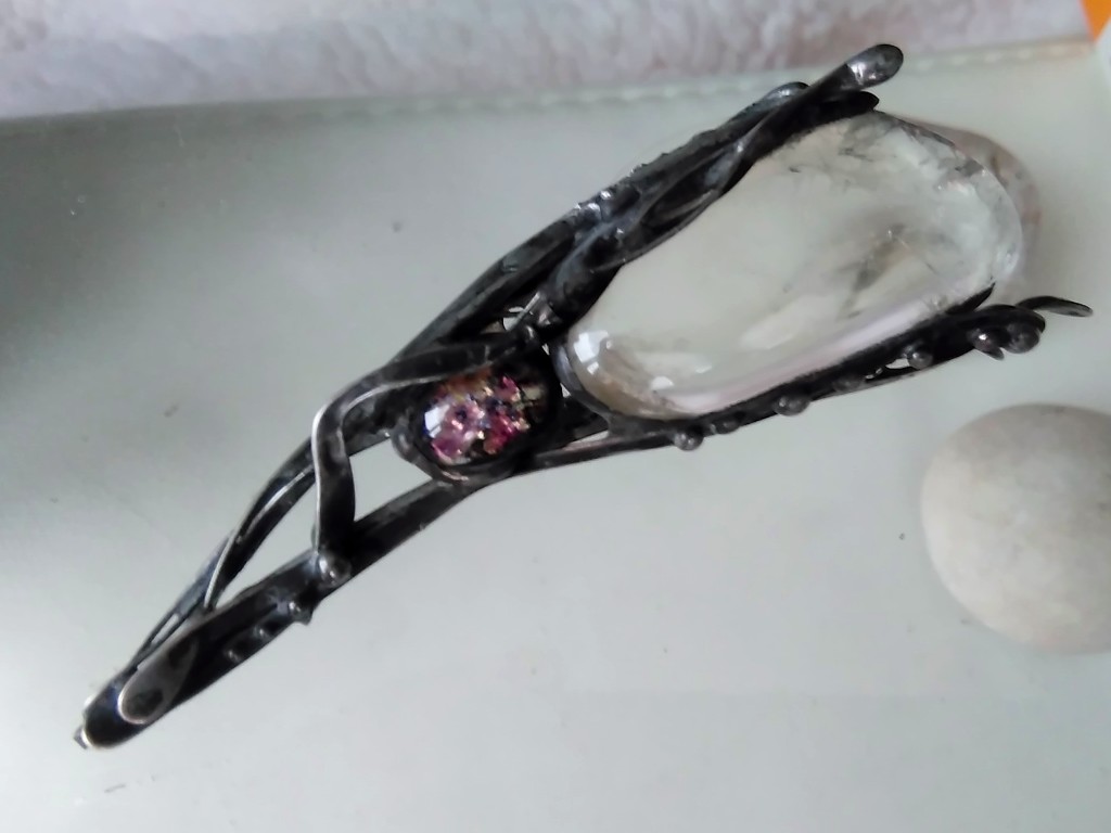 Originální brož, křišťál