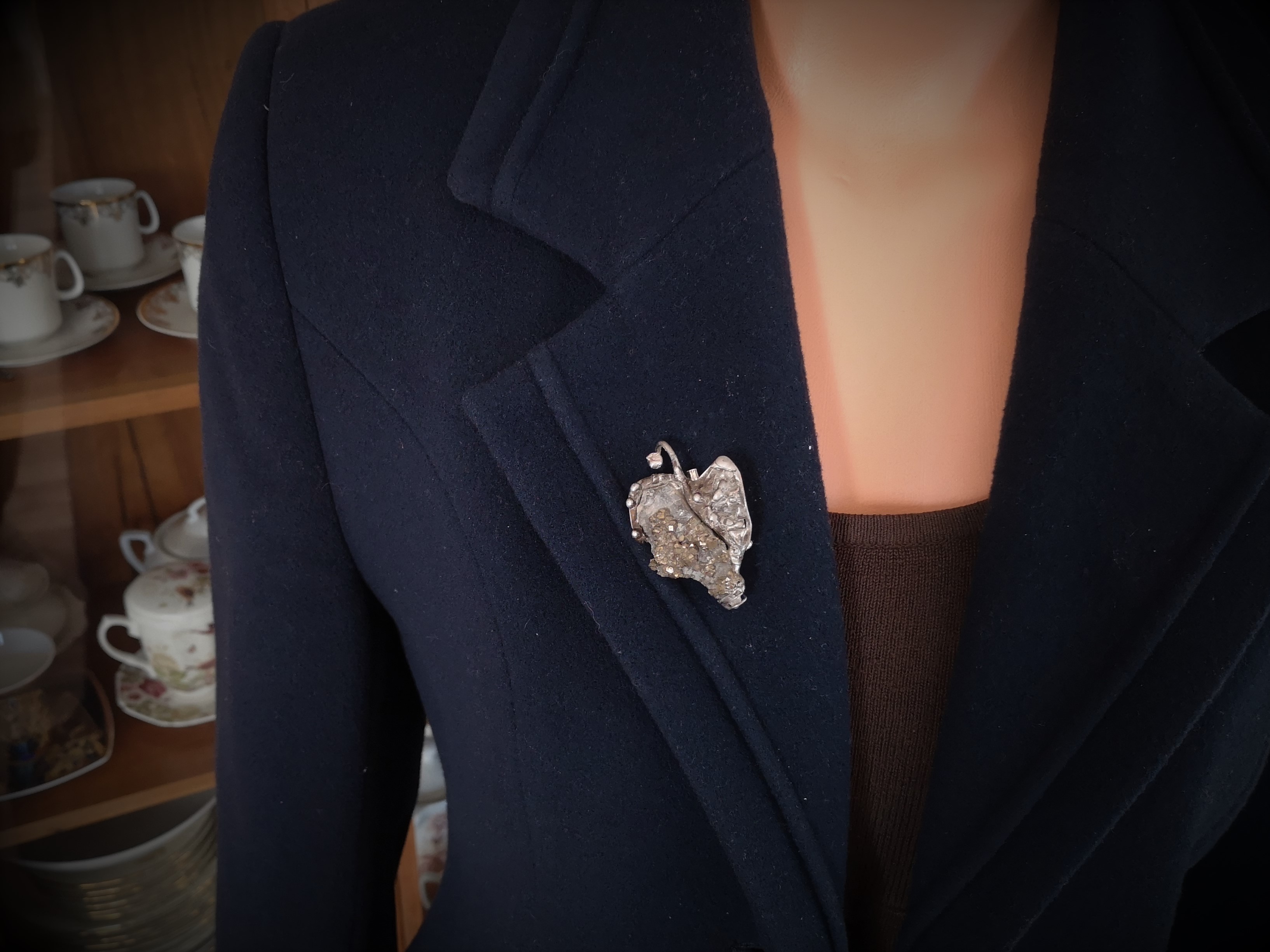 Cínovaná brož - Lísteček