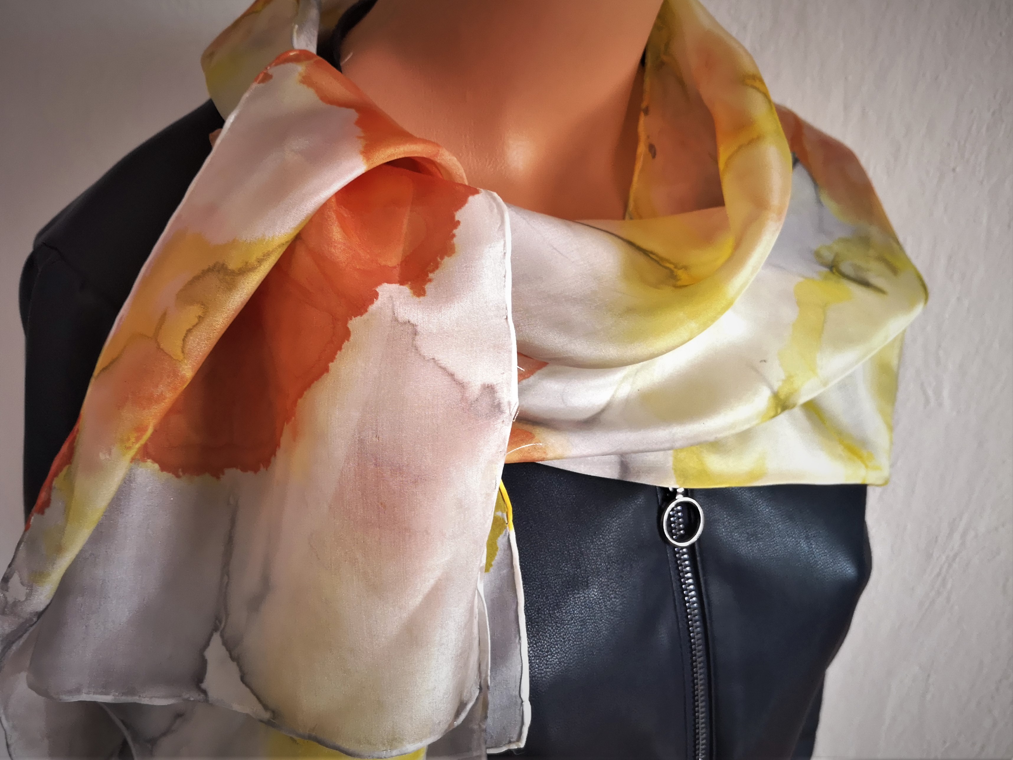 Originální hedvábný šál - Jemná 2