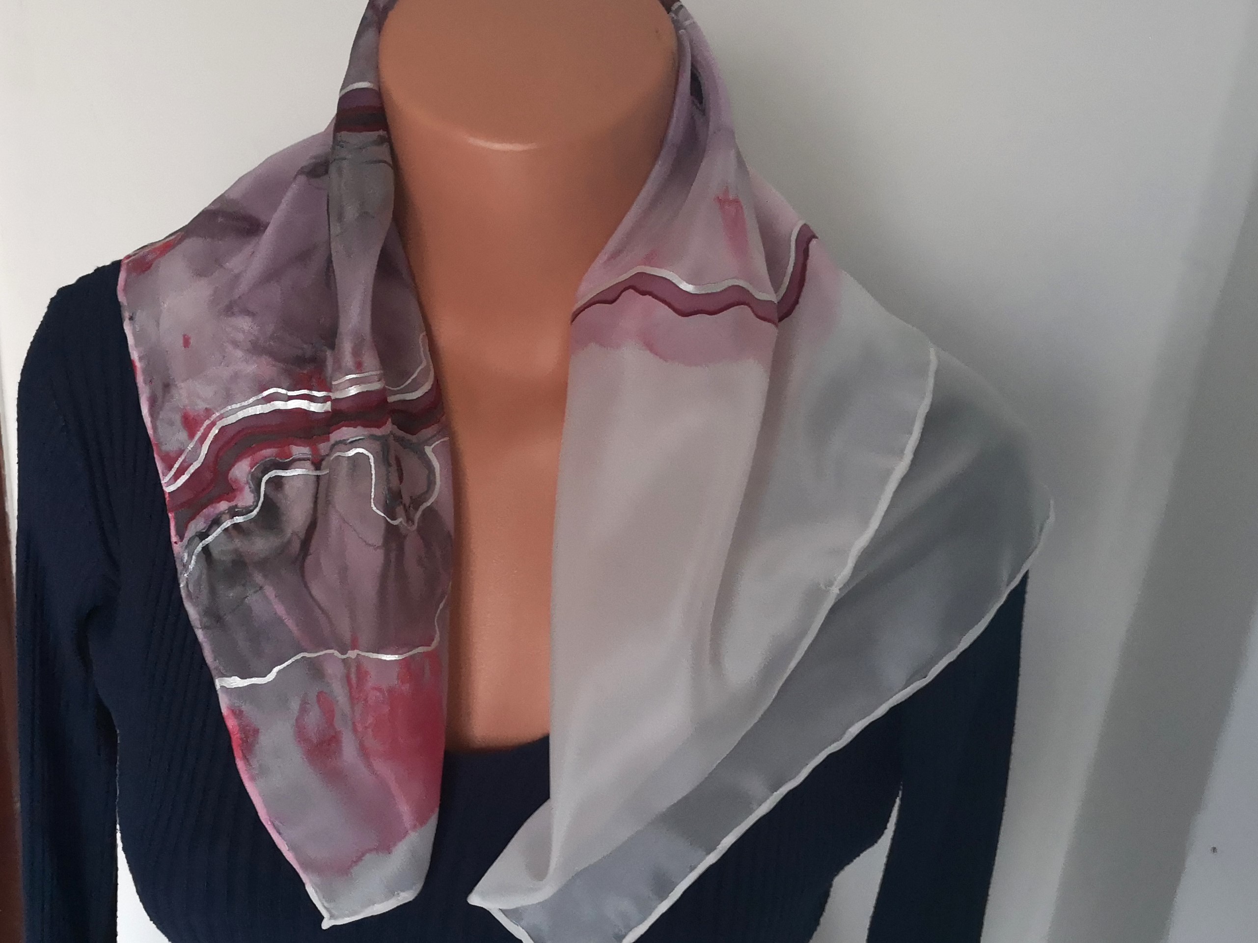 Malý dárek, barevný šátek do košile 2