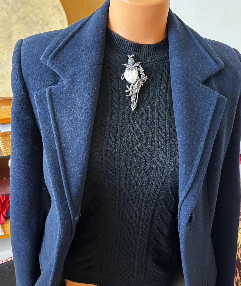 Originální autorská brož - Snění ti sluší