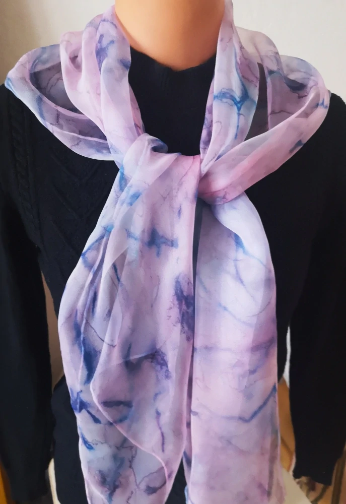 Originální hedvábná šála - Pavučinka