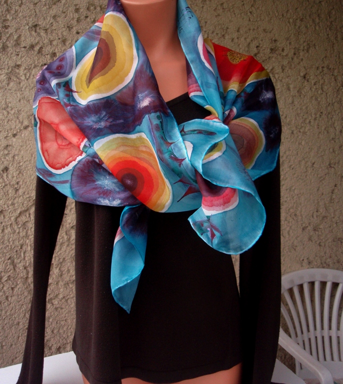 Hedvábná malovaná šála-šátek - Všicko už kvitně !