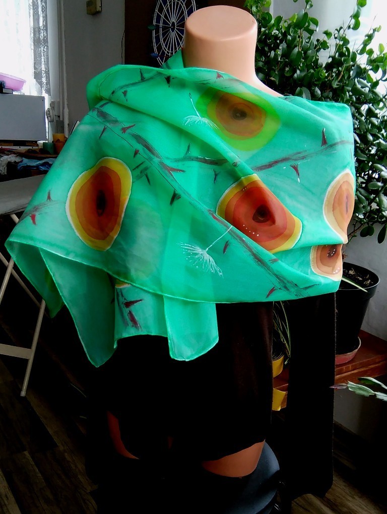 Malovaná hedvábná šála, Trnová koruna