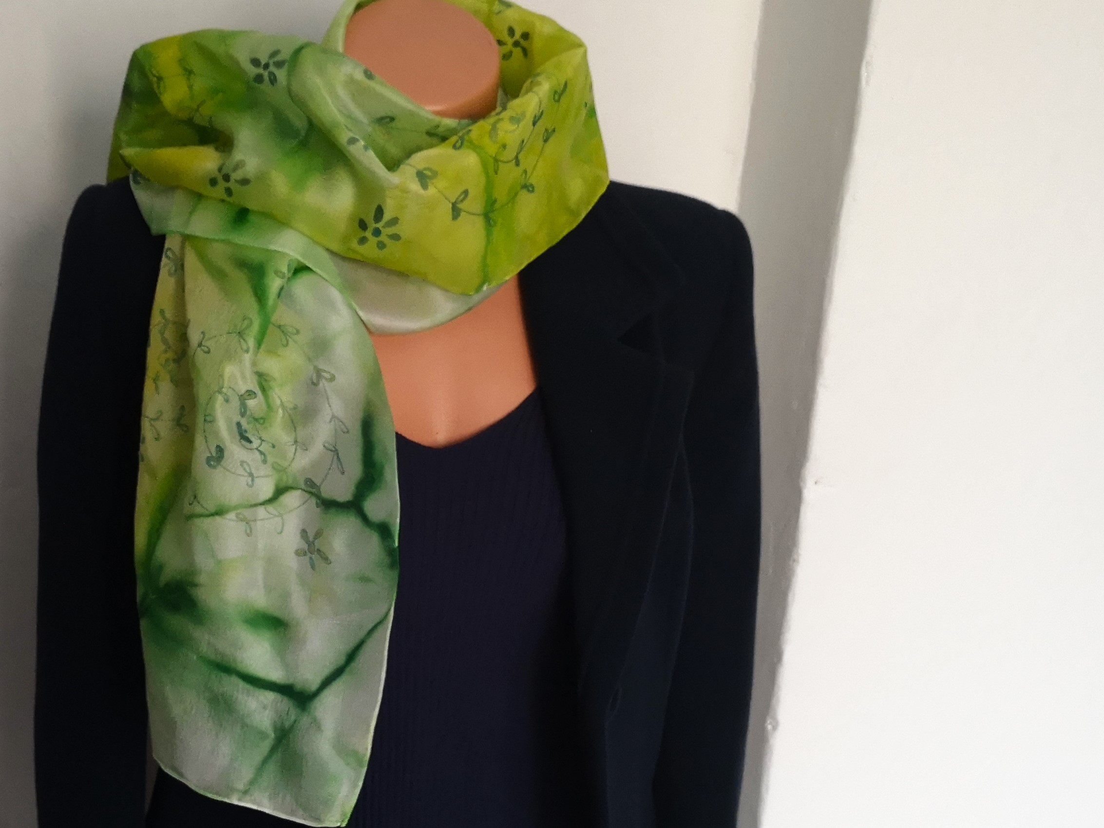 Luxusní hedvábný šál Limetková