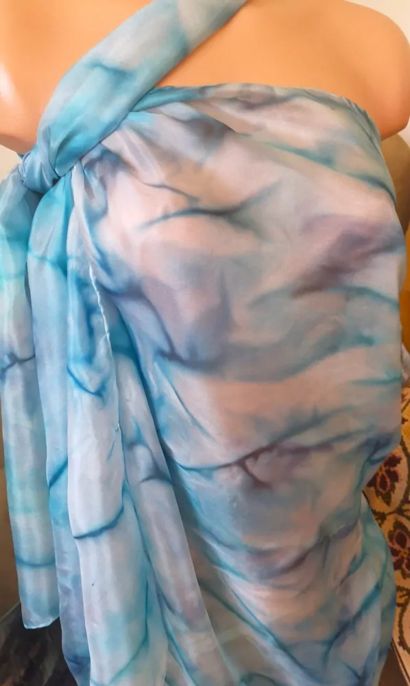 Hedvábné pareo Hladina