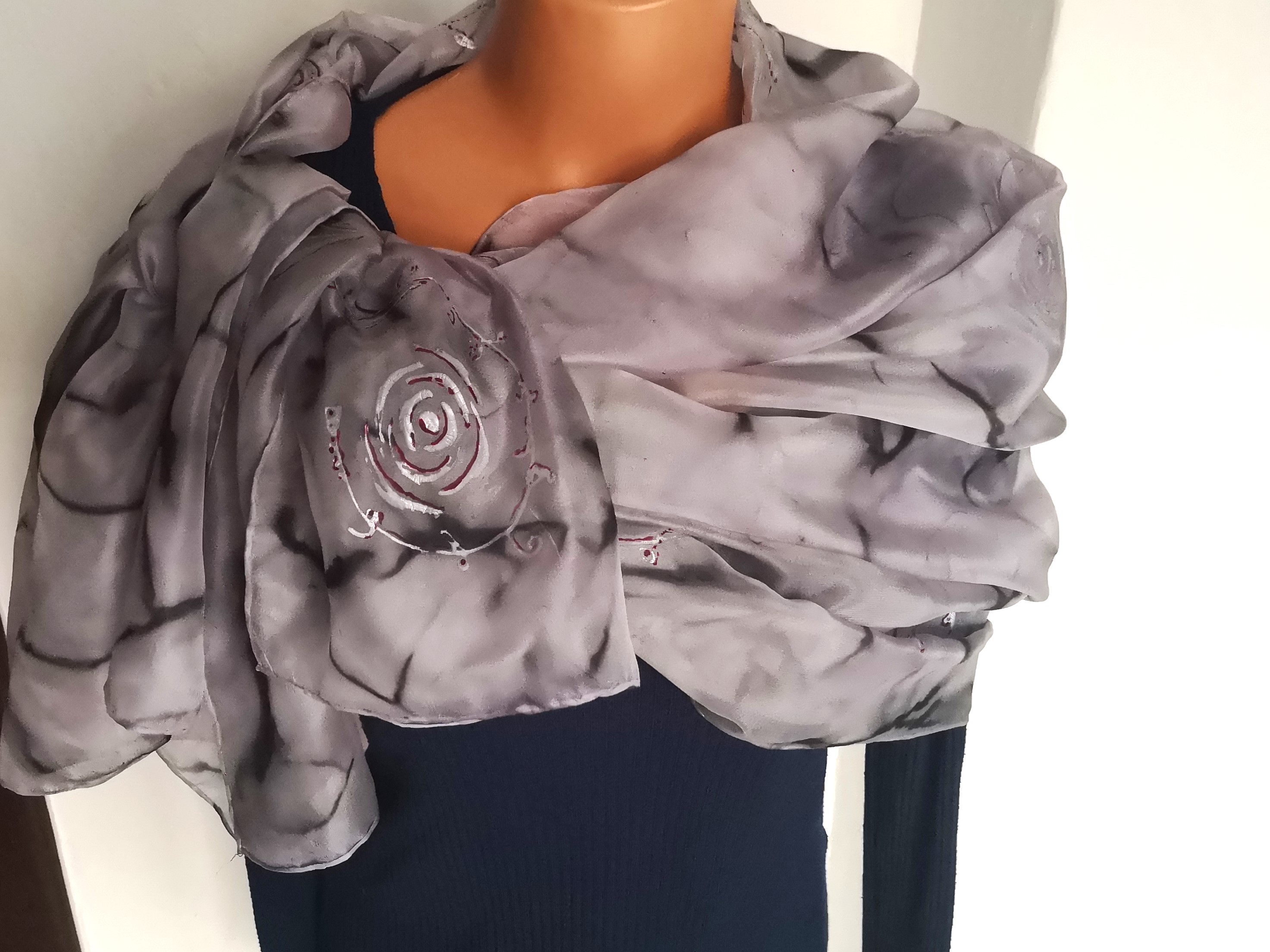 Velký hedvábný šátek pareo - Decentní