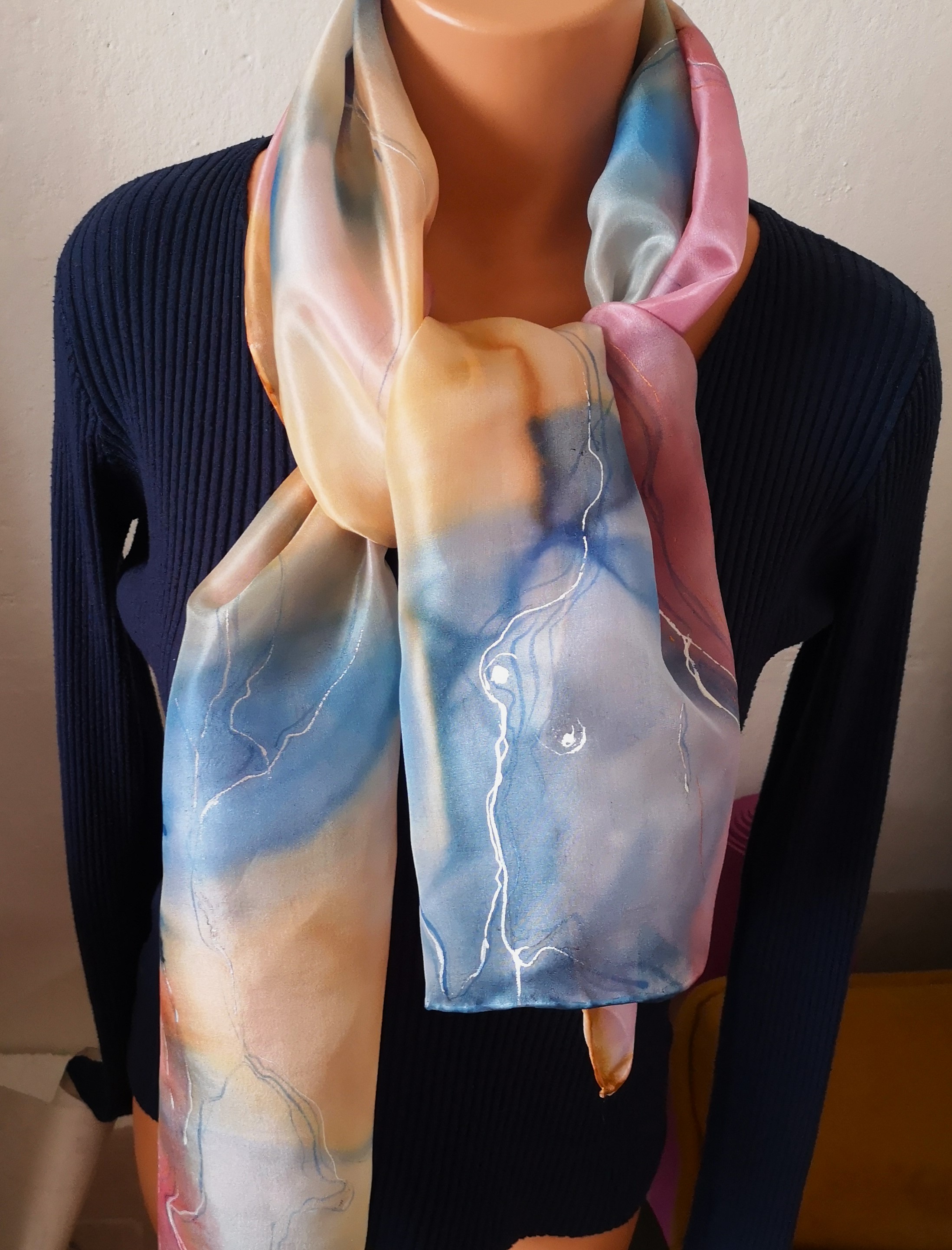 Hedvábný šál - Jemná linka