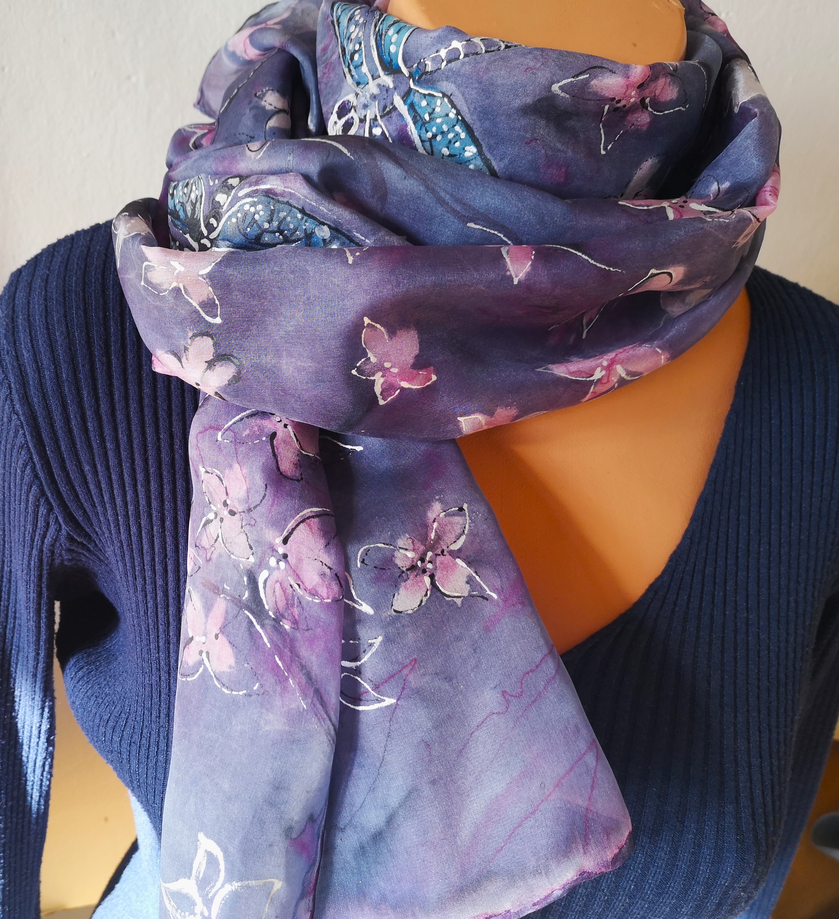 Hedvábná šála - Vážky v pološeru