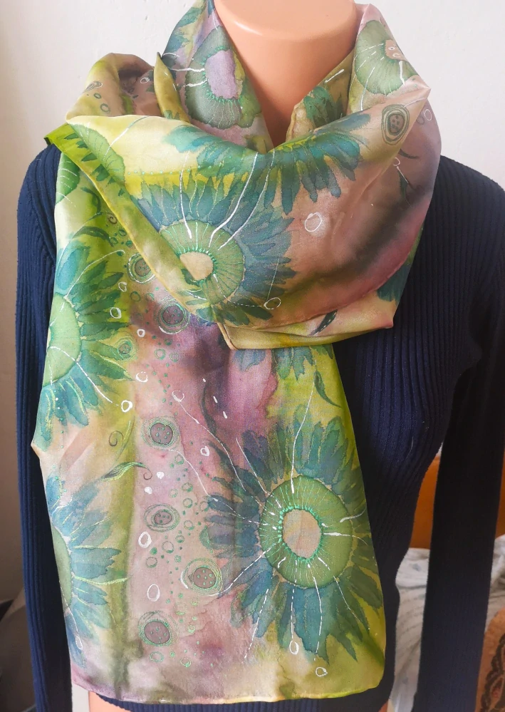 Hedvábná společenská šála - Letní snění v zahradě