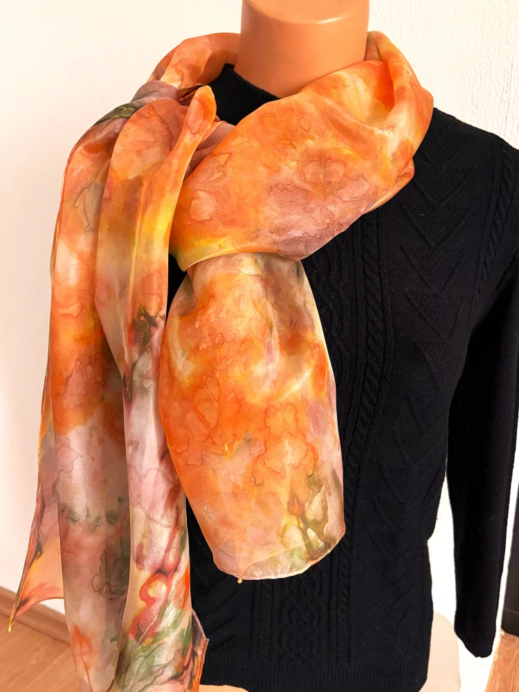 Originální hedvábná šála Oranžáda s bylinkami