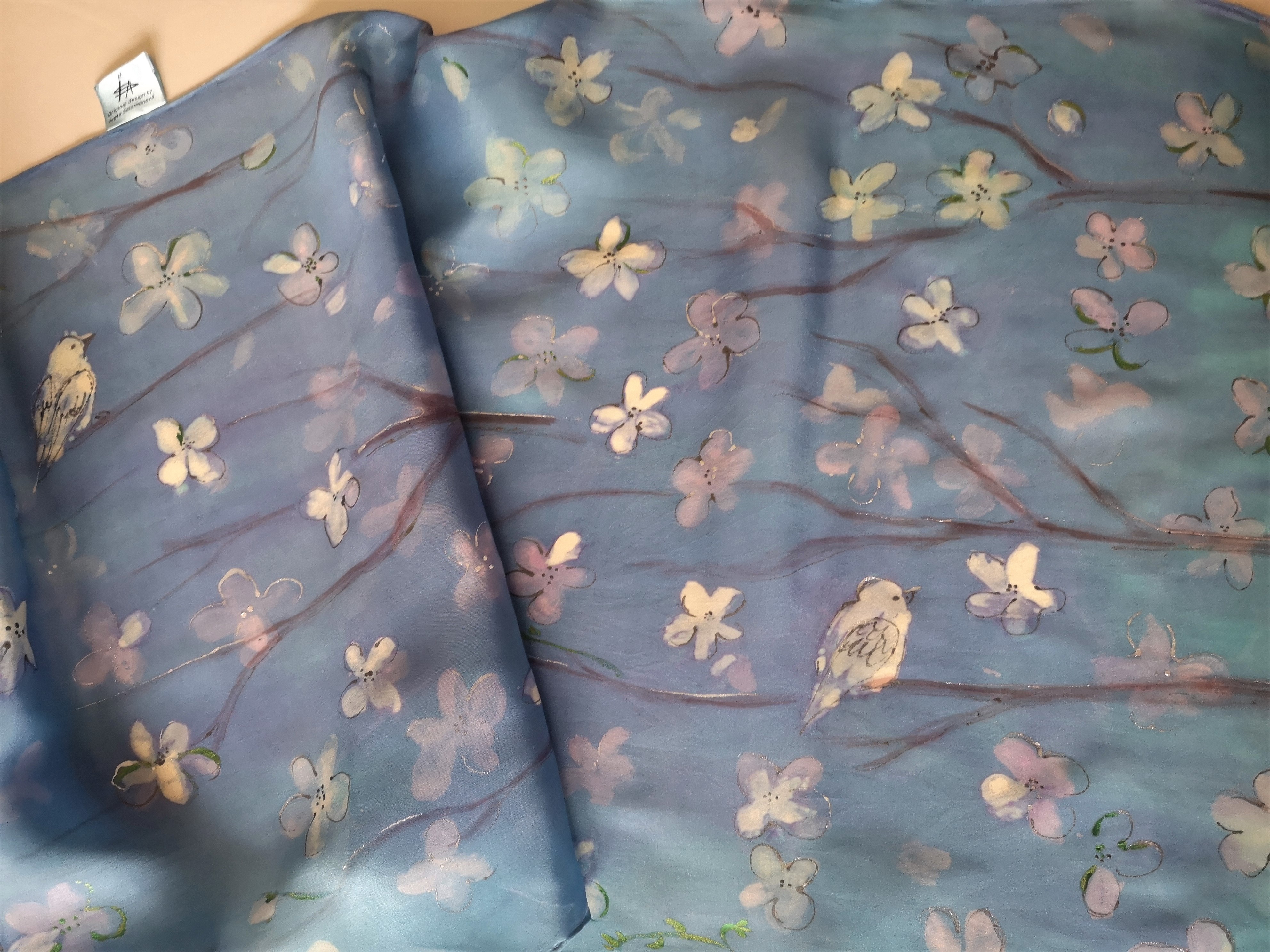 Luxusní společenská šála - Ptáčci v keři