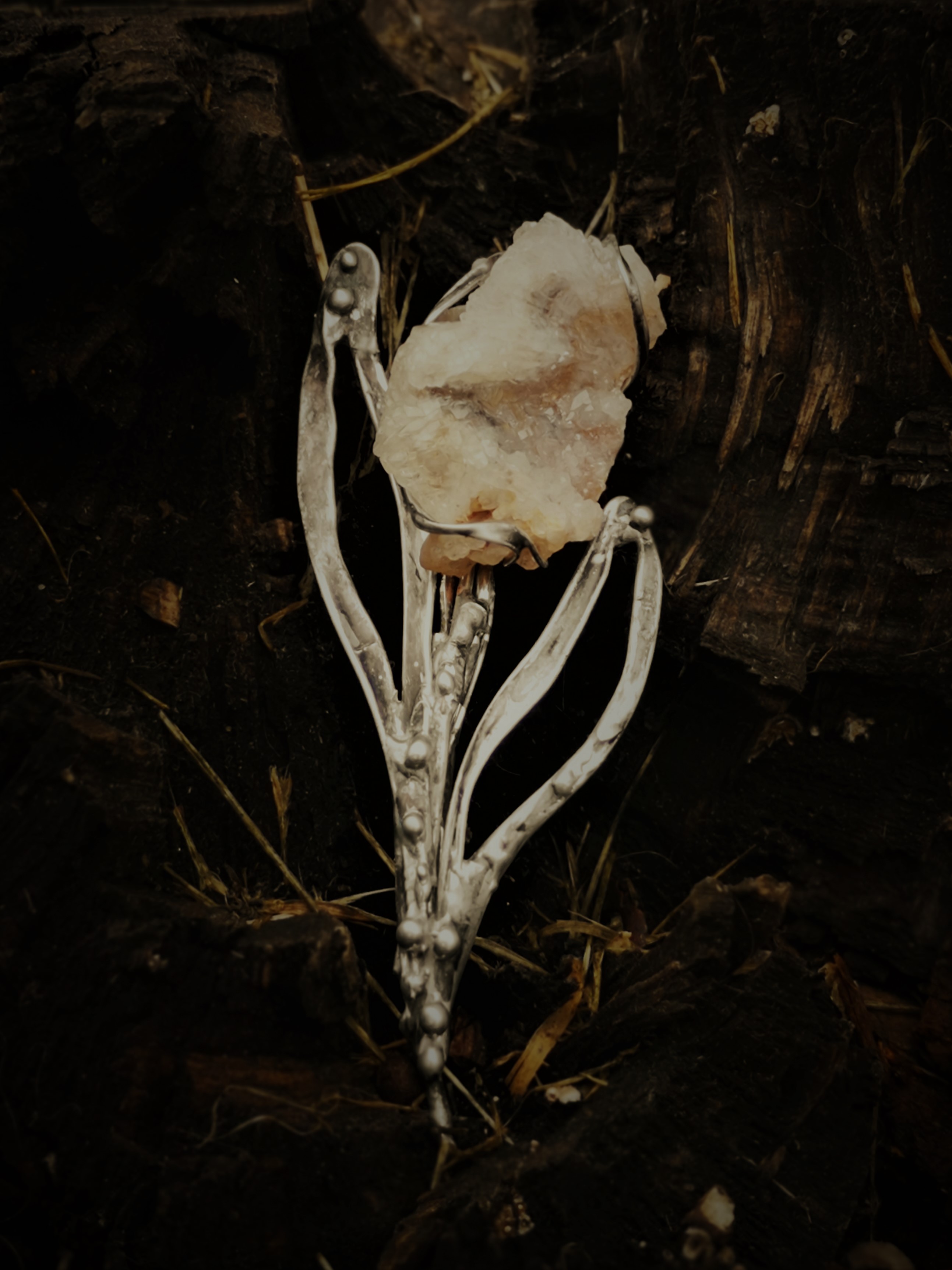 Originální autorská brož - Achátová růžička